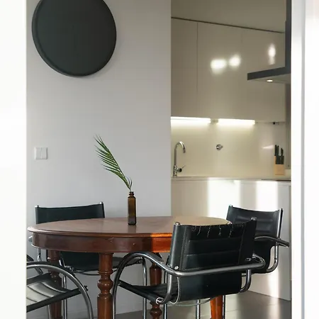 Διαμέρισμα Basaltapartment - Host & Chill Πόντα Ντελγκάντα